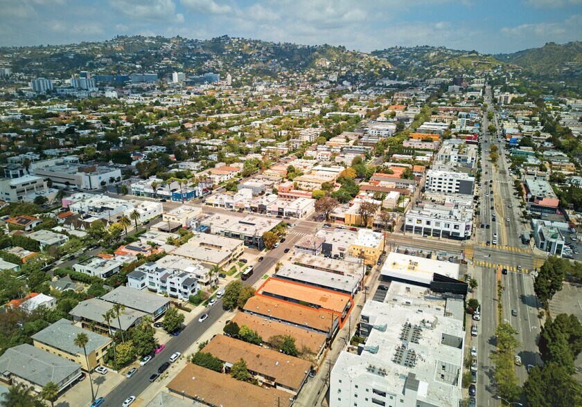 More Photos Of 648 N Hayworth Ave, Los Angeles Apartments For Sale