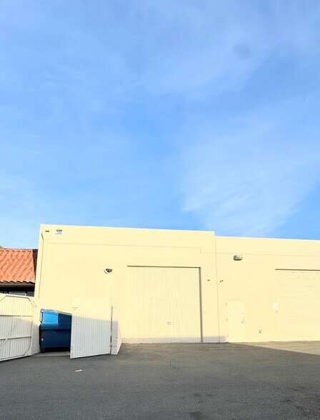 More Photos Of 580 W Lambert Rd, Brea Light Distribution For Lease