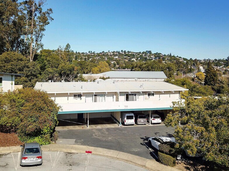 More Photos Of 6 Garden Ct, Belmont Apartments For Sale