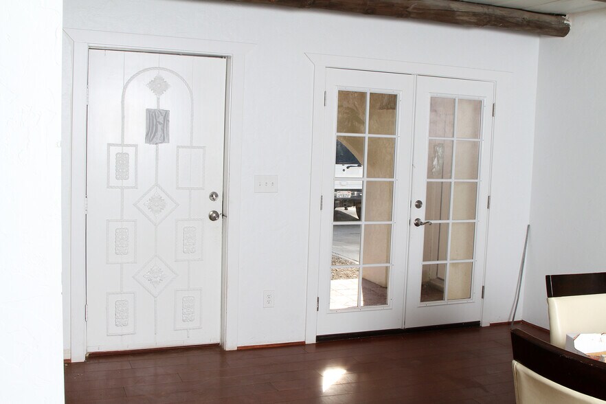 More Photos Of 1636 S Clovis Ave, Fresno Specialty For Sale