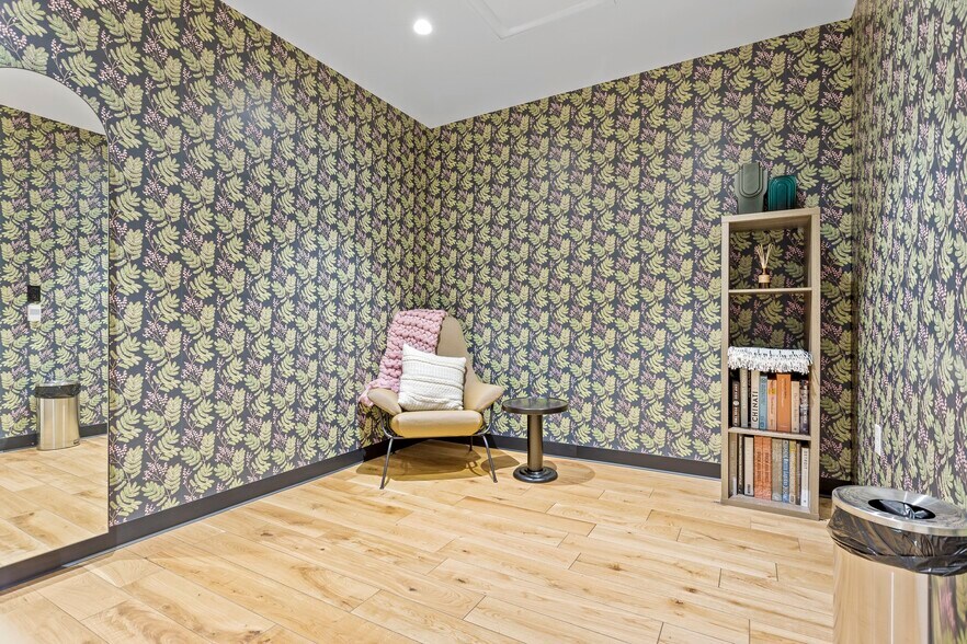 More Photos Of 400 Concar Dr, San Mateo Coworking Space