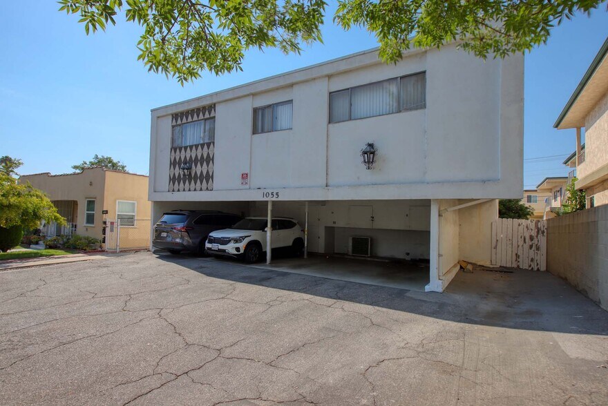 More Photos Of 1055 Grover Ave, Glendale Apartments For Sale