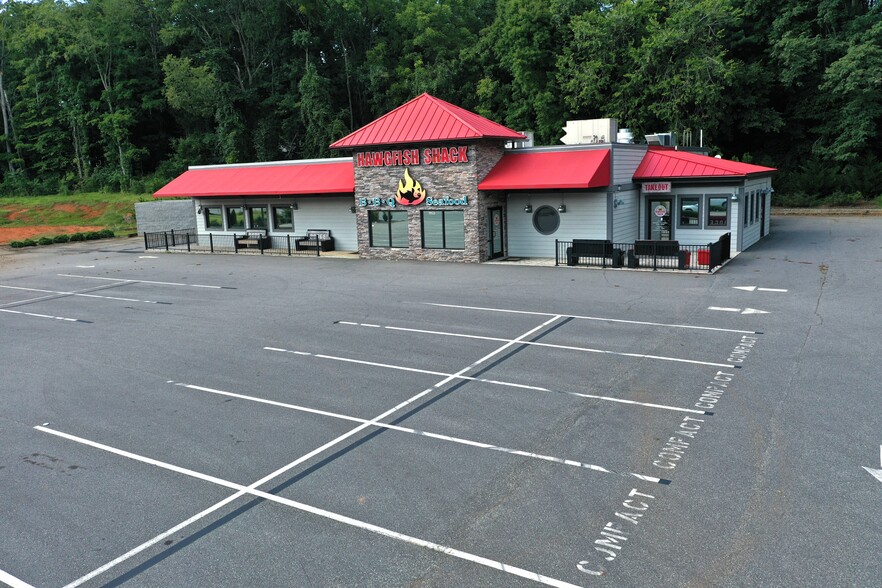More Photos Of 3260 S Stratford Rd, Winston-Salem Restaurant For Sale