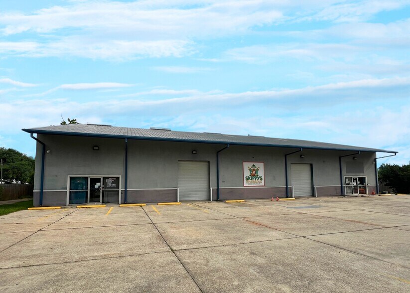 Primary Photo Of 210 Hewitt Rd, Hammond Warehouse For Sale