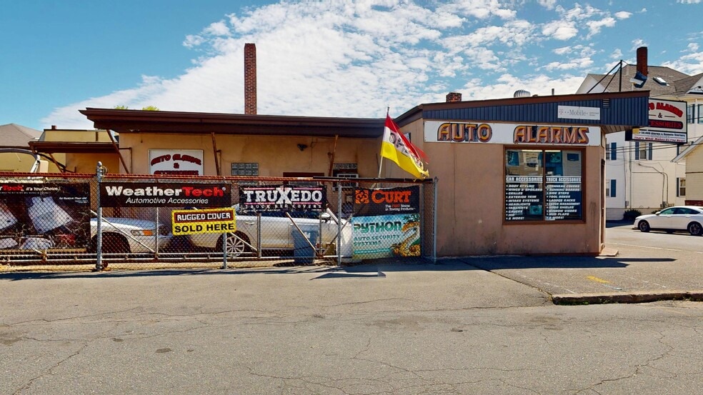 More Photos Of 101 Nash Rd, New Bedford Storefront For Sale