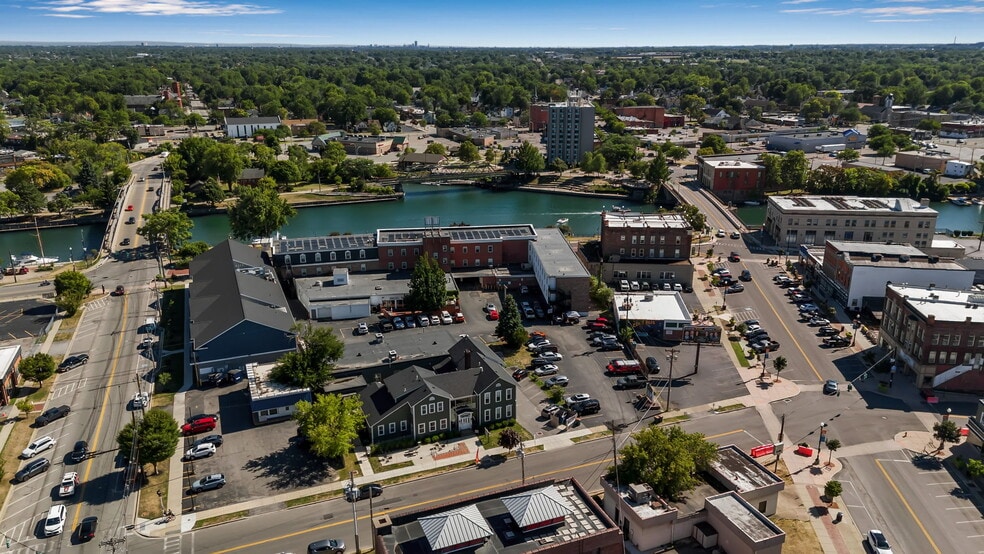 More Photos Of 84 Sweeney St, North Tonawanda Apartments For Lease