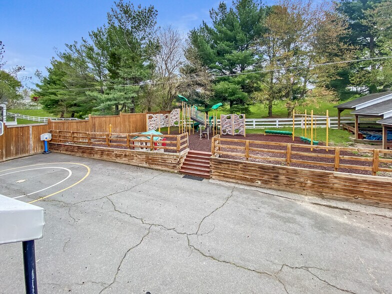 More Photos Of 3005 Dower House Dr, Herndon Daycare Center For Sale