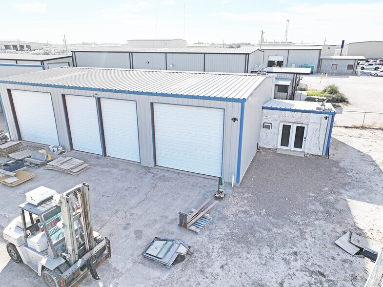 More Photos Of 12008 E Highway 158, Gardendale Industrial For Sale