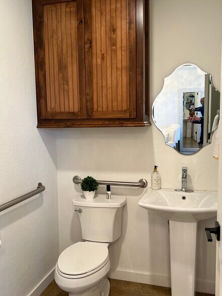 More Photos Of 17432 NE North Dr, Fletcher Religious Facility For Sale
