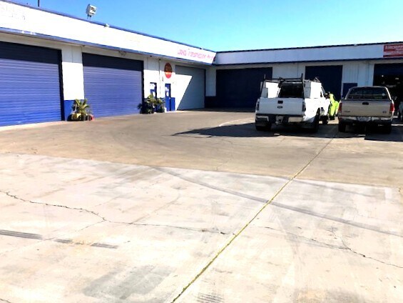 More Photos Of 897 W A St, Bay Area Auto Repair For Sale