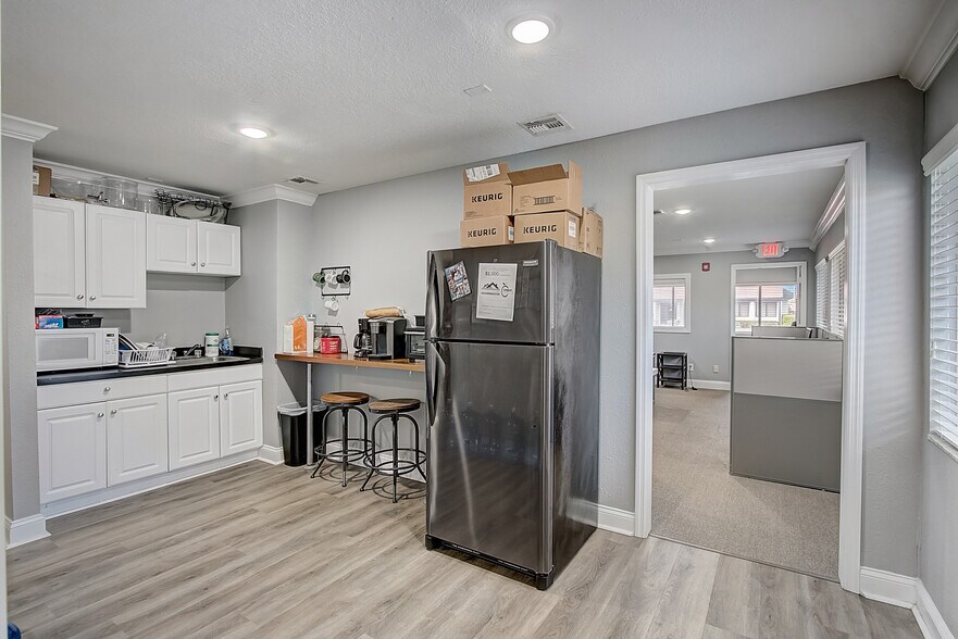 More Photos Of 201 W SR 434, Winter Springs Medical For Lease