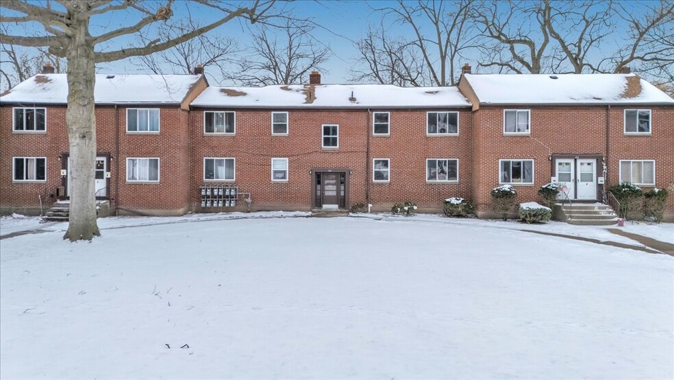 More Photos Of 30 Latona Ct, Buffalo Apartments For Sale