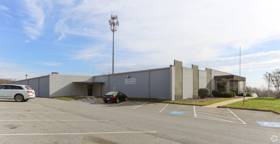 Primary Photo Of 2020 Remount Rd, Gastonia Office For Lease