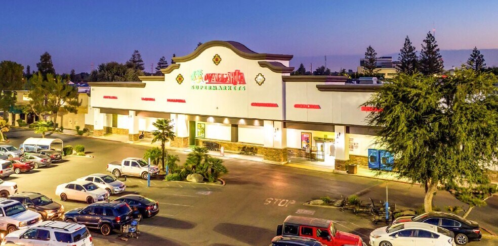 Primary Photo Of 1111 N Cherry St, Tulare Unknown For Lease