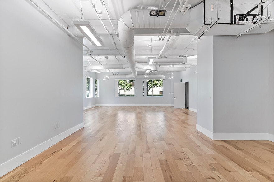 More Photos Of 9205 Research Dr, Irvine Loft Creative Space For Sale