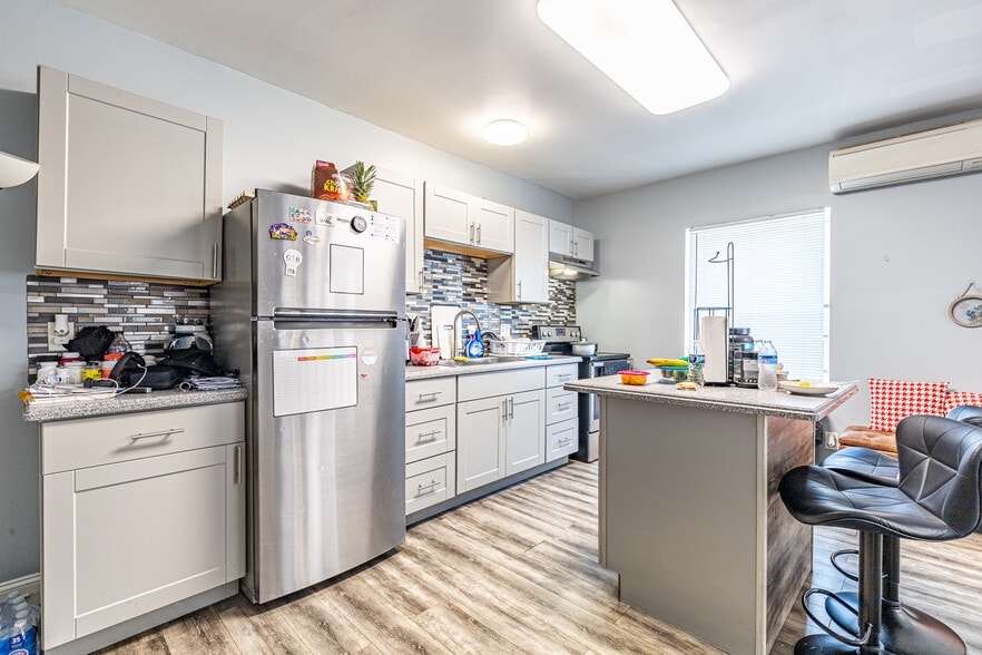 More Photos Of 757 W Main St, Rochester Multifamily For Sale