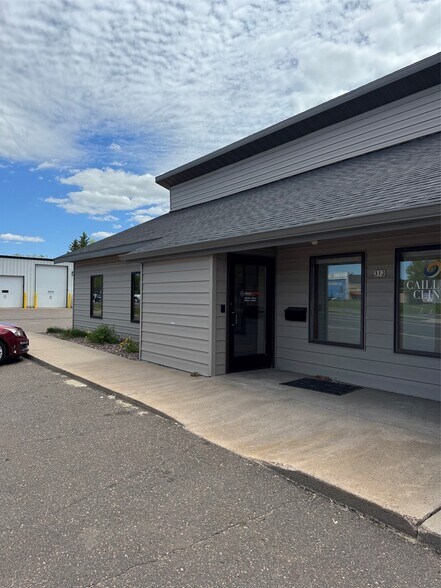 More Photos Of 312 W Knapp St, Rice Lake General Retail For Lease