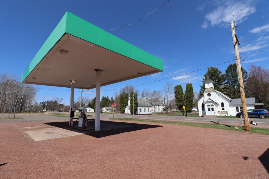 More Photos Of 22195 Highway 63, Grand View Storefront Retail Residential For Sale