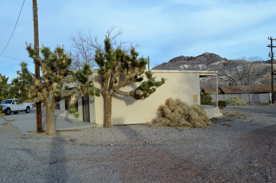 More Photos Of 307 Main St, Beatty Restaurant For Sale