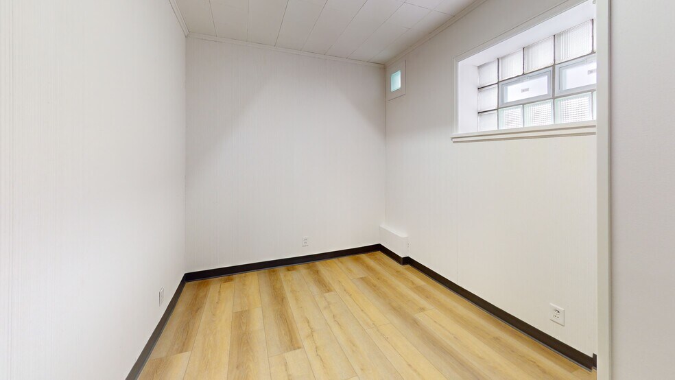 More Photos Of 2853 Park Ave, Minneapolis Office For Lease