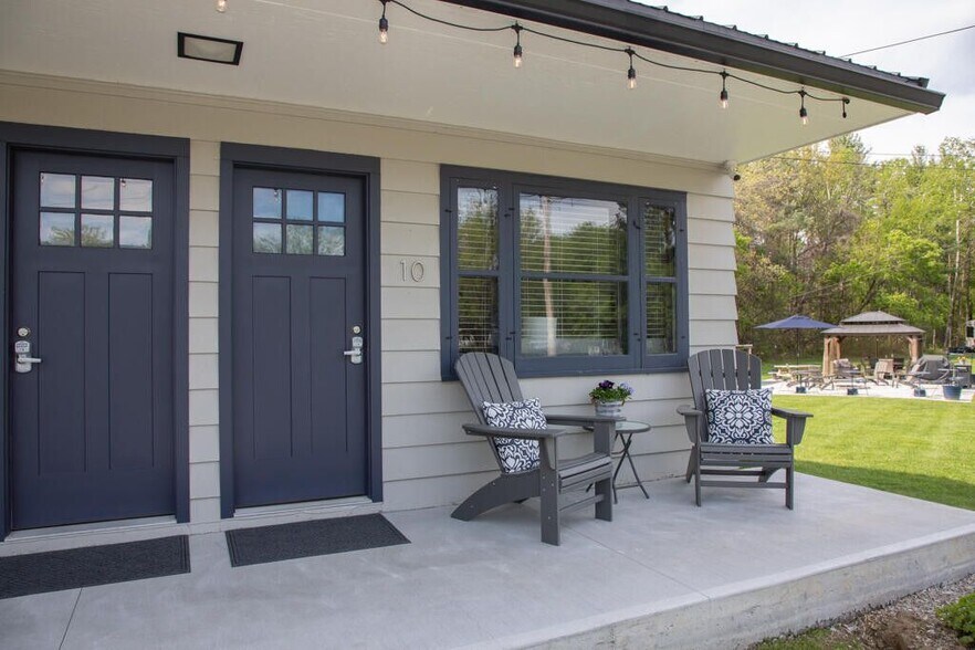 More Photos Of 2445 US-9 Rt, Peru Hotel For Sale