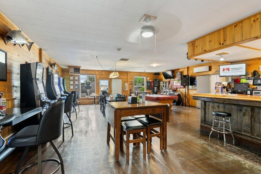 More Photos Of 4805 Netarts Hwy W, Tillamook Restaurant For Sale