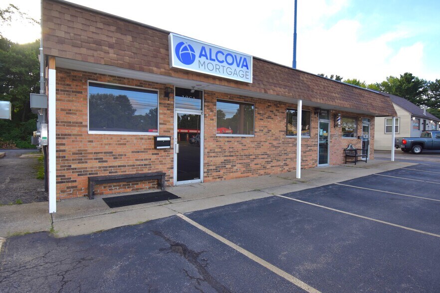 More Photos Of 1305-1363 S Raccoon Rd, Austintown Storefront For Sale