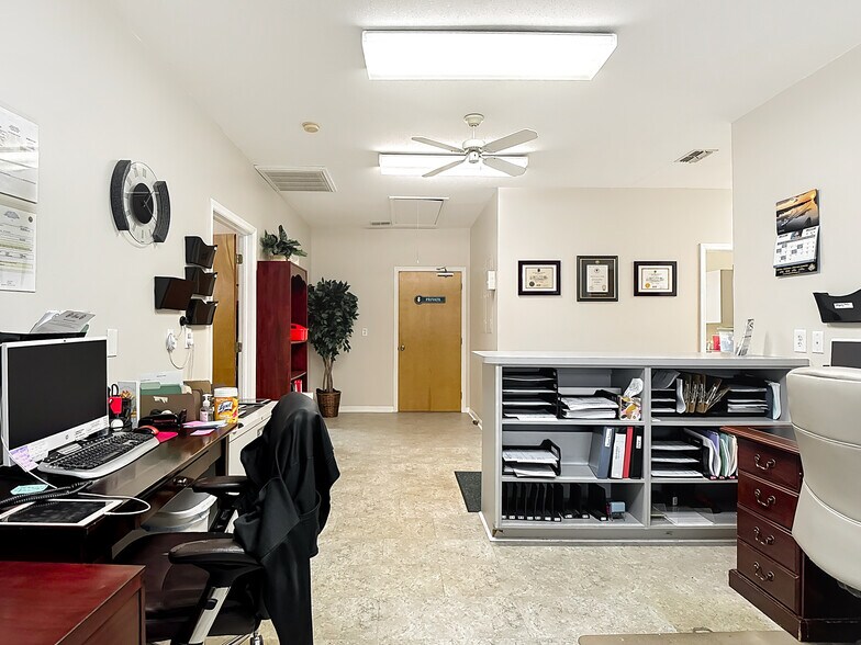 More Photos Of 45 Bryan Ave, LaBelle Medical For Sale