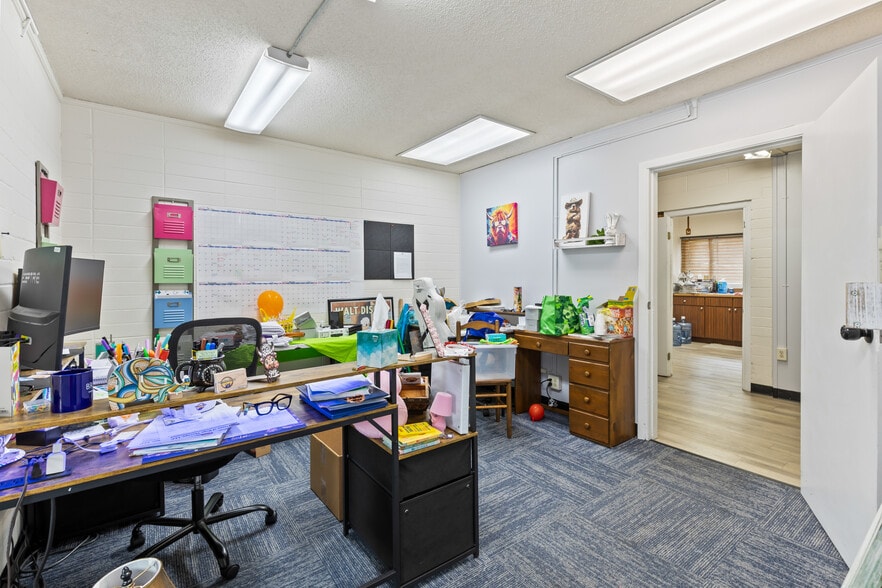 More Photos Of 260 S Marion Ave, Lake City Medical For Lease