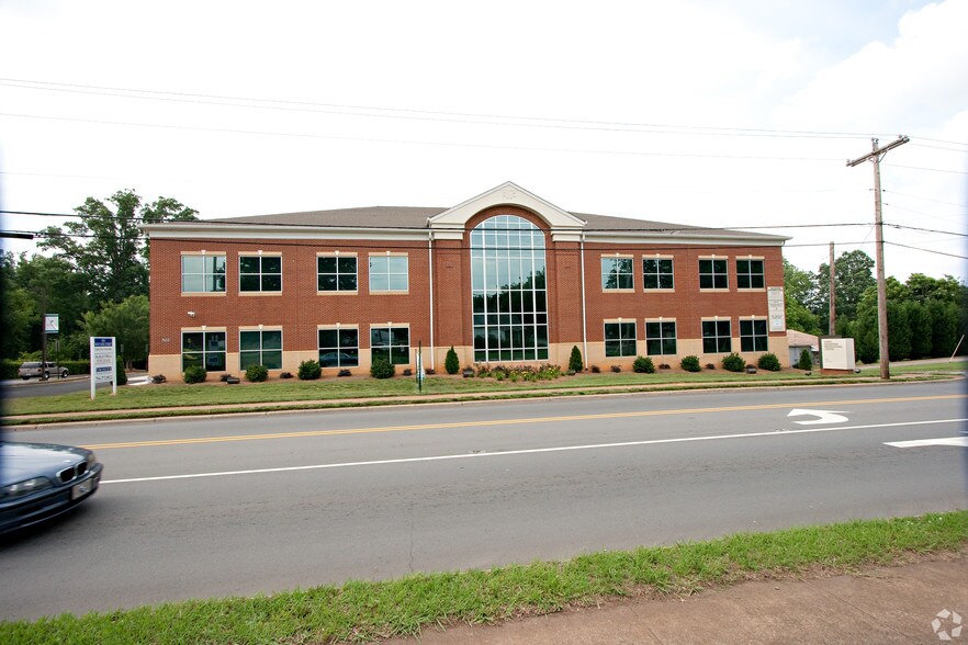 More Photos Of 502 W King St, Kings Mountain Medical For Lease