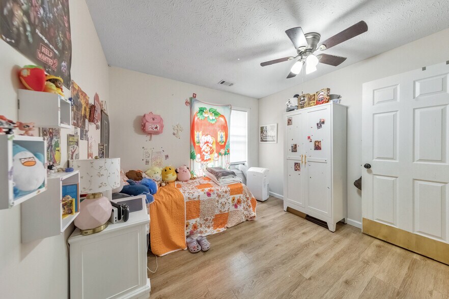 More Photos Of 2814 Briar Hill Ln SE, Conyers Multifamily For Sale