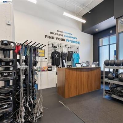 More Photos Of 727 San Pablo Ave, Albany Storefront Retail Residential For Sale
