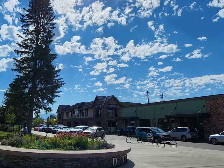 More Photos Of 525 Railway St, Whitefish Office For Lease