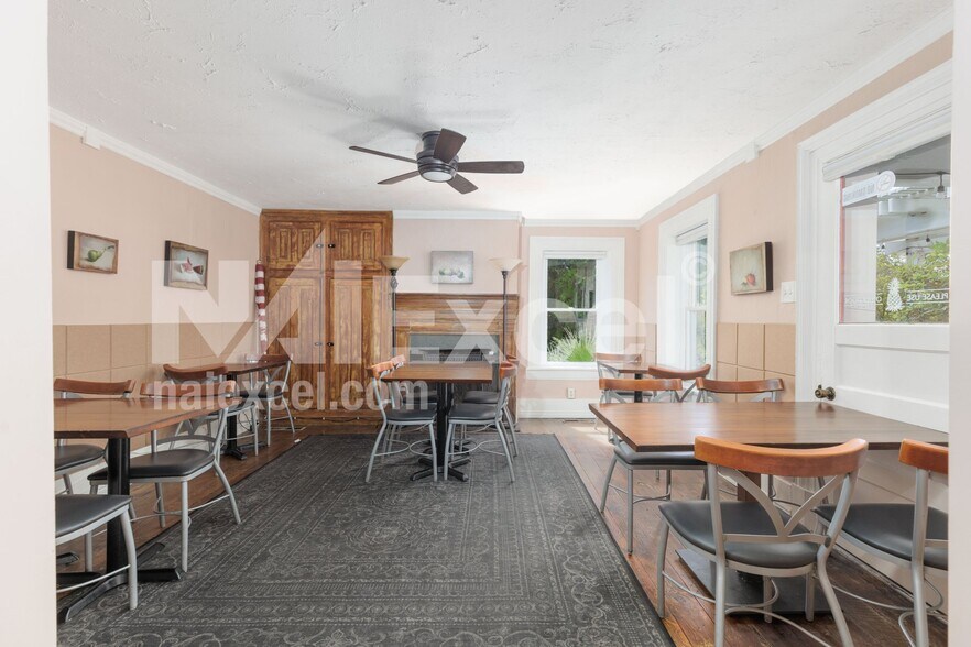 More Photos Of 2862 Santa Clara Dr, Santa Clara Restaurant For Sale