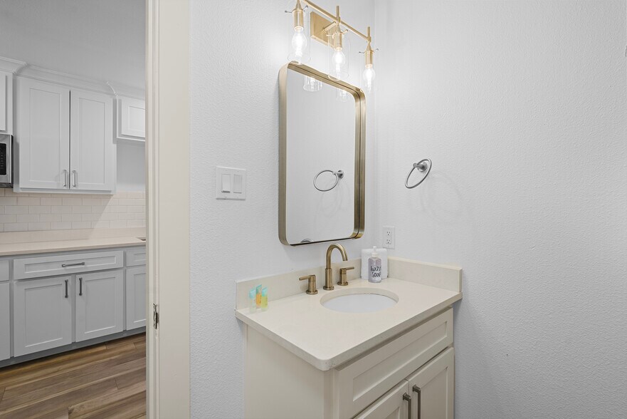 More Photos Of 3701 Seagull Blvd, Corpus Christi Apartments For Sale