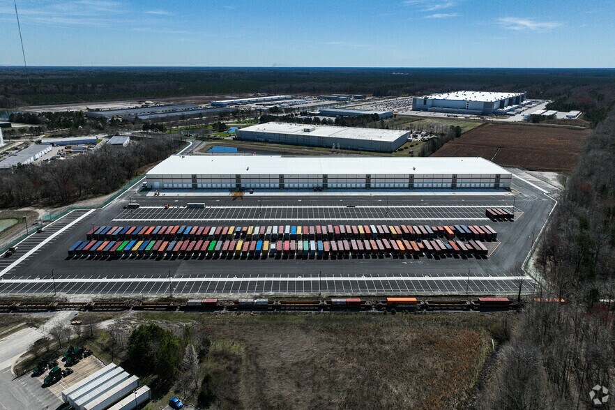 More Photos Of 1996 Northgate Commerce Pky, Suffolk Distribution For Lease