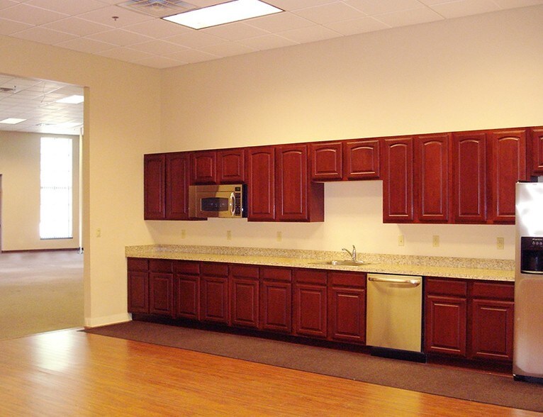 More Photos Of 171 Hillpointe Dr, Canonsburg Office For Lease