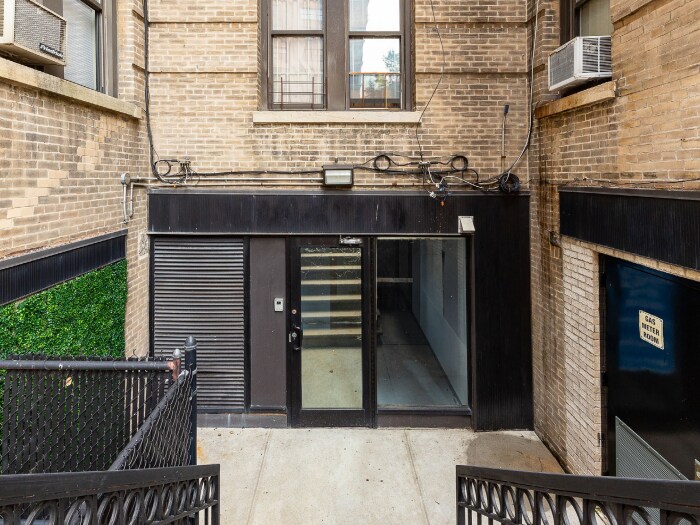 Primary Photo Of 221-225 West End Ave, New York Apartments For Lease