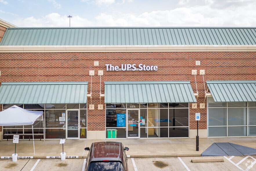 More Photos Of 16312-16322 Southwest Fwy, Sugar Land Unknown For Lease