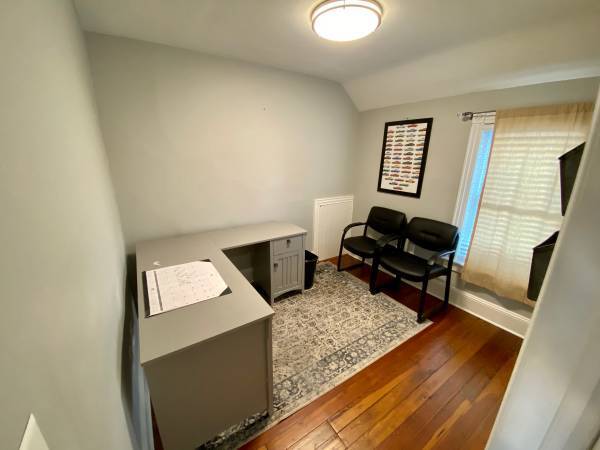 More Photos Of 196 S 1st St, Lindenhurst Loft Creative Space For Lease