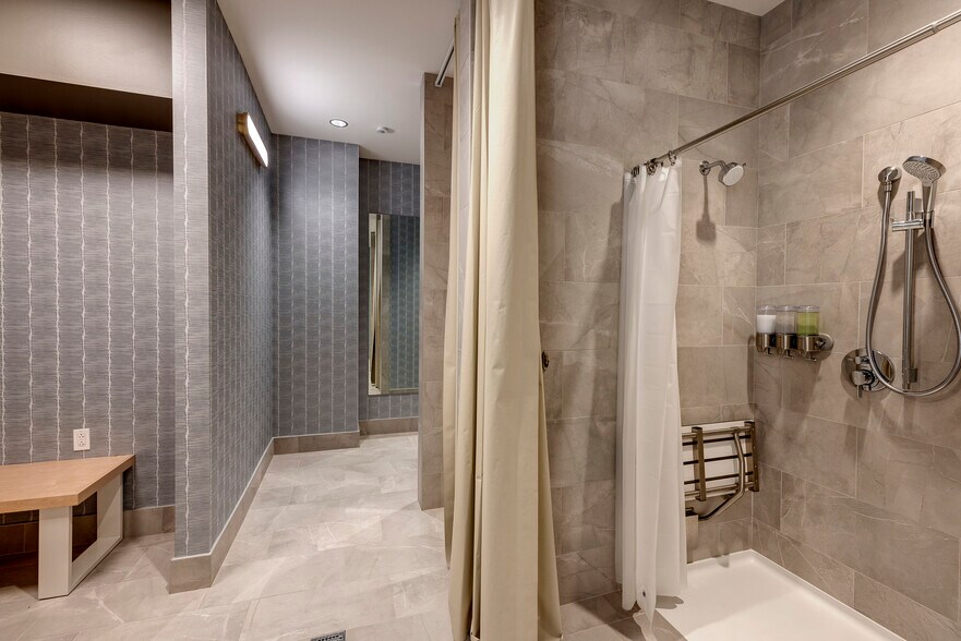 More Photos Of 1700 7th Ave, Seattle Coworking Space