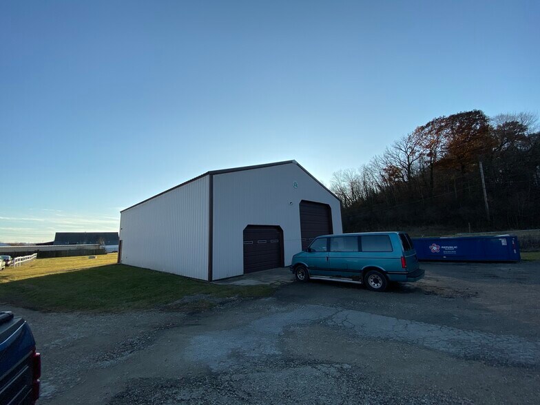 Primary Photo Of 2912 E 15th Rd, Ottawa Apartments For Lease