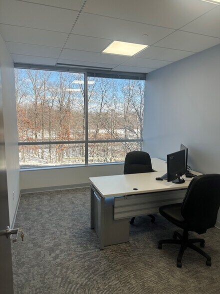 More Photos Of 90 Matawan Rd, Matawan Office For Lease