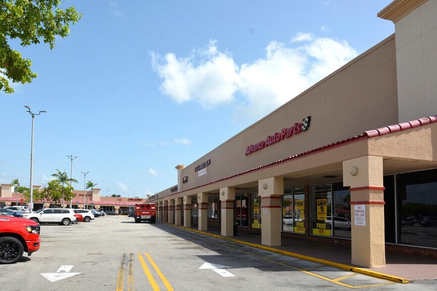 More Photos Of 8255 Sunset Strip, Sunrise Unknown For Lease