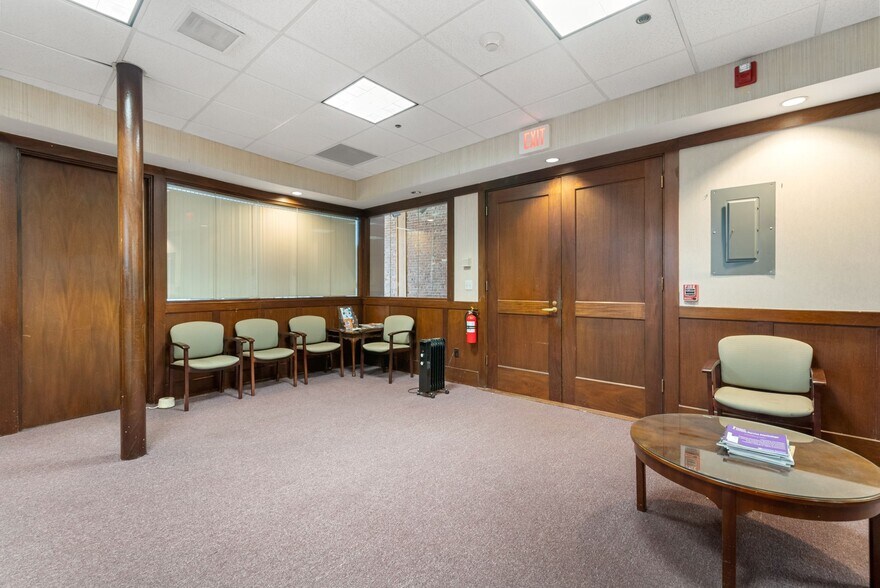 More Photos Of 150-160 Market St, Lynn Storefront Retail Office For Sale