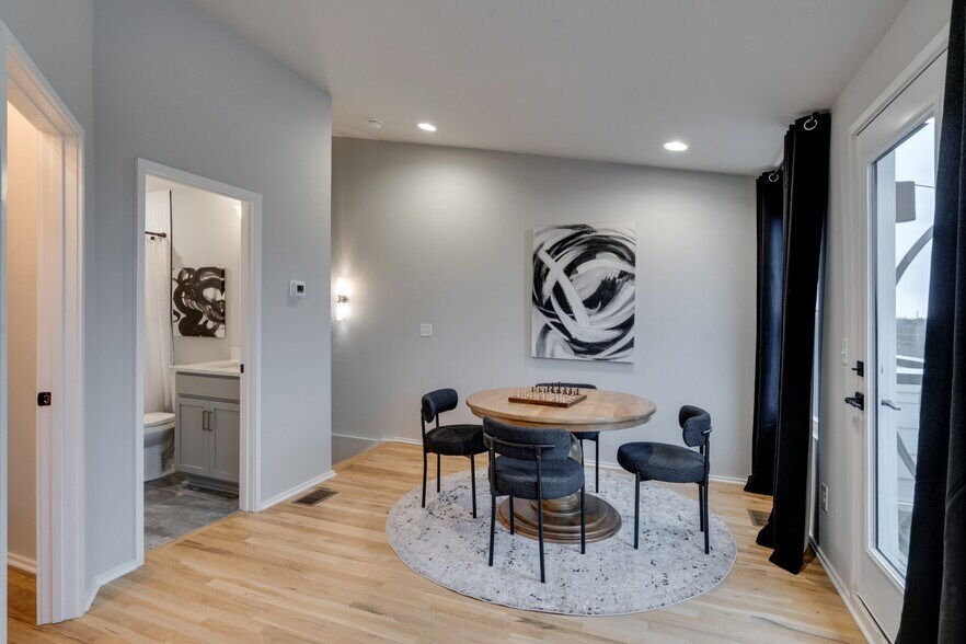 More Photos Of , Nashville Multifamily For Sale