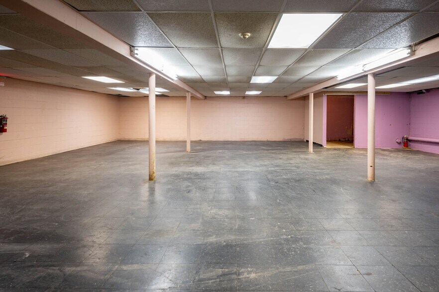 More Photos Of 2280 Lyell Ave, Rochester Freestanding For Sale