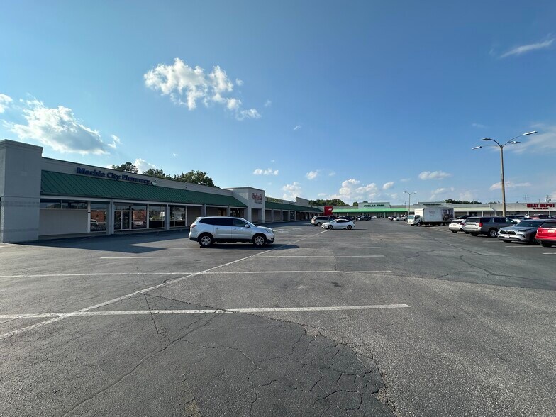 More Photos Of 204-230 Fort Williams St, Sylacauga Unknown For Lease