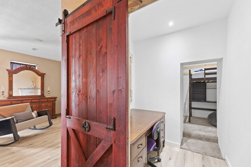 More Photos Of 116 N 3rd St, Burlington Apartments For Sale