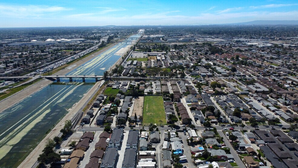 More Photos Of 5252 Live Oak St, Cudahy Land For Sale